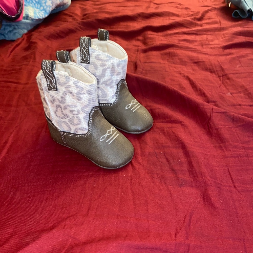 Never worn